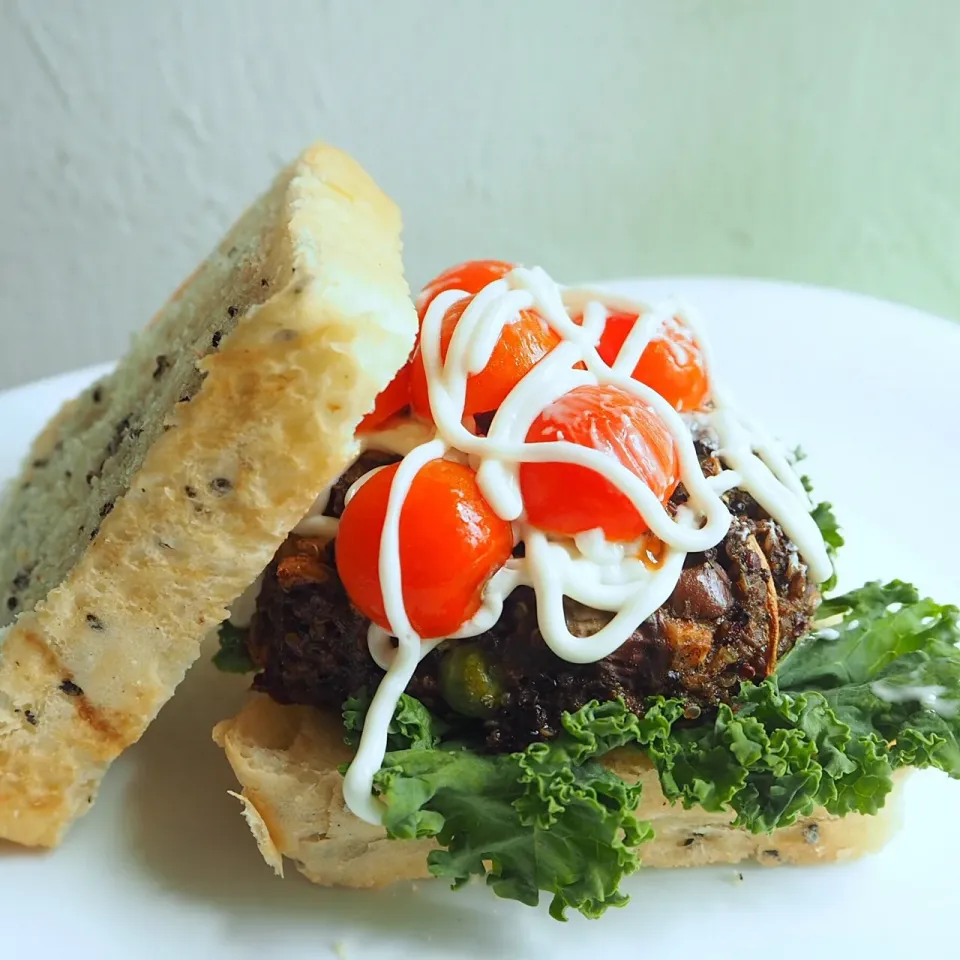 Leftover quinoa & mushroom burger|Misstyさん