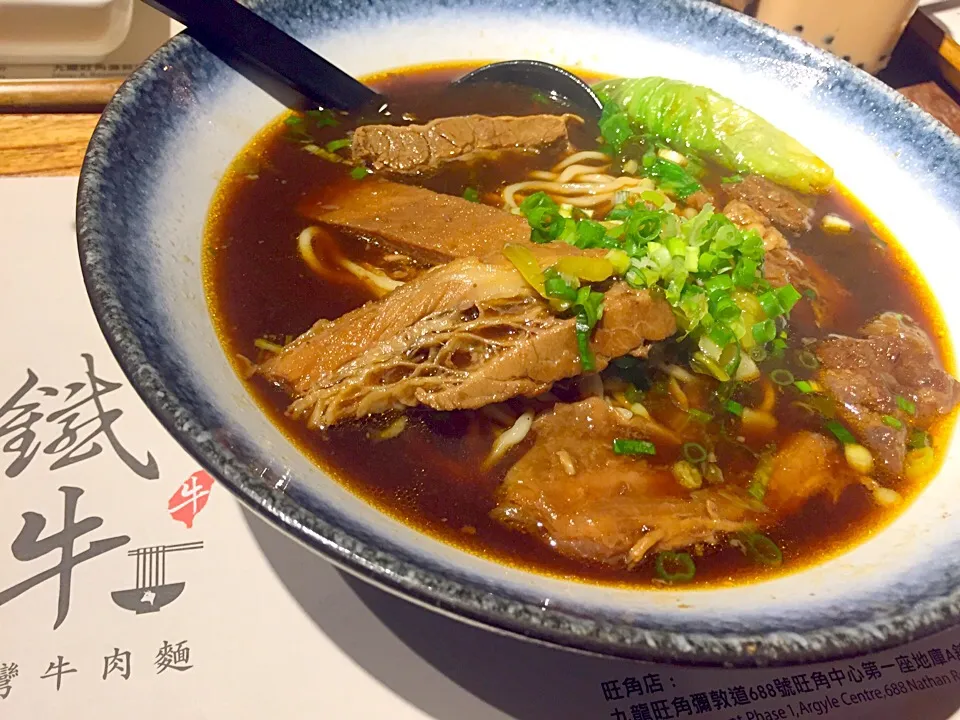 Braised beef tendon & brisket noodles|Sky Blueさん