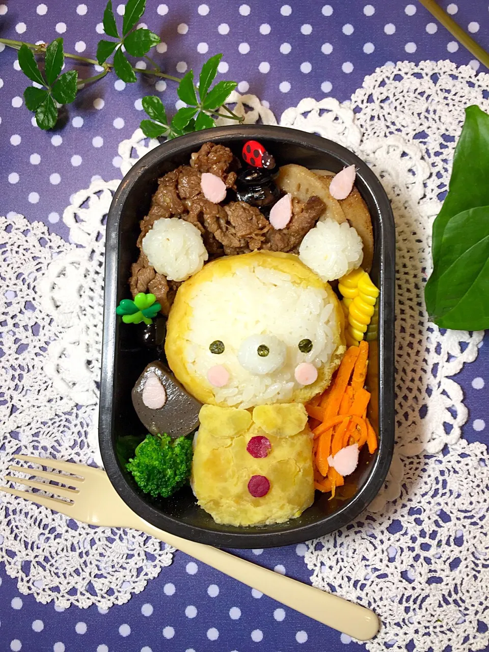 レインコートを着てるしろくまちゃんのお弁当☆|makoryuneさん