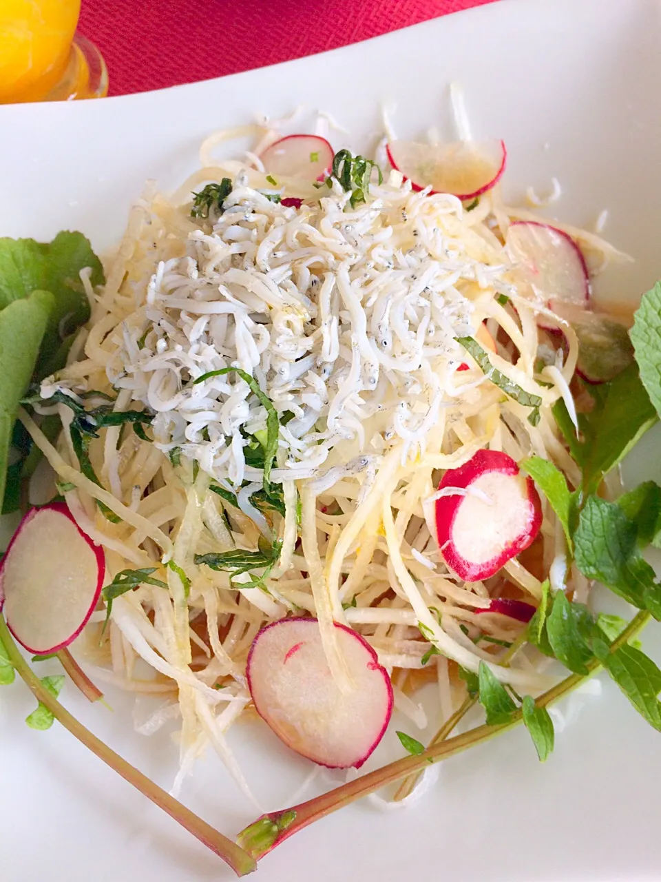 大根サラダ🥗旨旨〜😋👍
ドレッシングは、
冷やし中華ダレ、オリーブオイル、黒酢で味付けしましたよ〜〜( ◠‿◠ )|はみちゃんさん