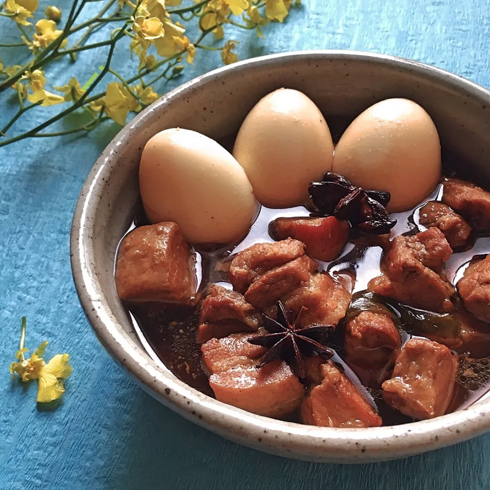 桜央里ちゃんの料理 八角香るラフテー(豚の角煮)風(๑•🐽•๑)|izoomさん