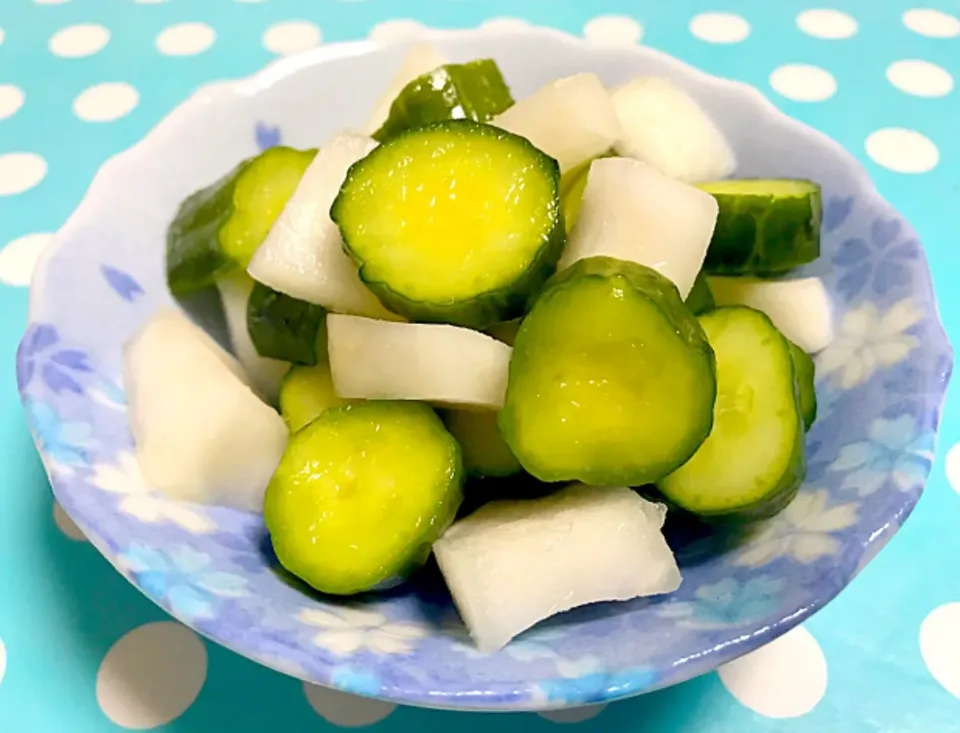 かぶときゅうり🥒のお新香 - kabu & cucumber pickles 😋❤️✨|Liezlさん