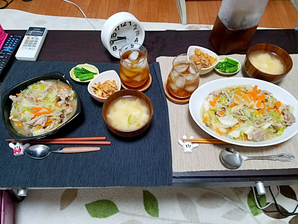 中華丼！🍚🍴回鍋肉、おくらのゴマ和え、お味噌汁🎵|みーさん