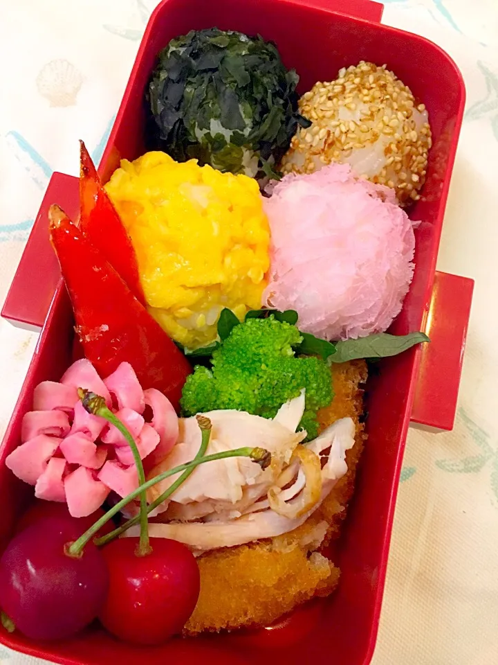 Snapdishの料理写真:#コロコロお握りお弁当|Yuki Kawasumiさん