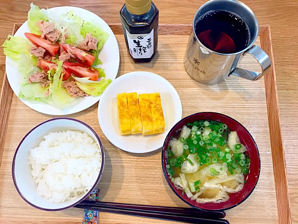 今日の朝飯！

#ツナサラダ #卵焼き #味噌汁 #朝飯|茂木 和哉さん