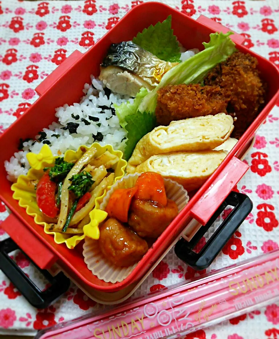 娘弁当🍱
  アジフライ
  じゃがいものきんびら～😃|miimiさん