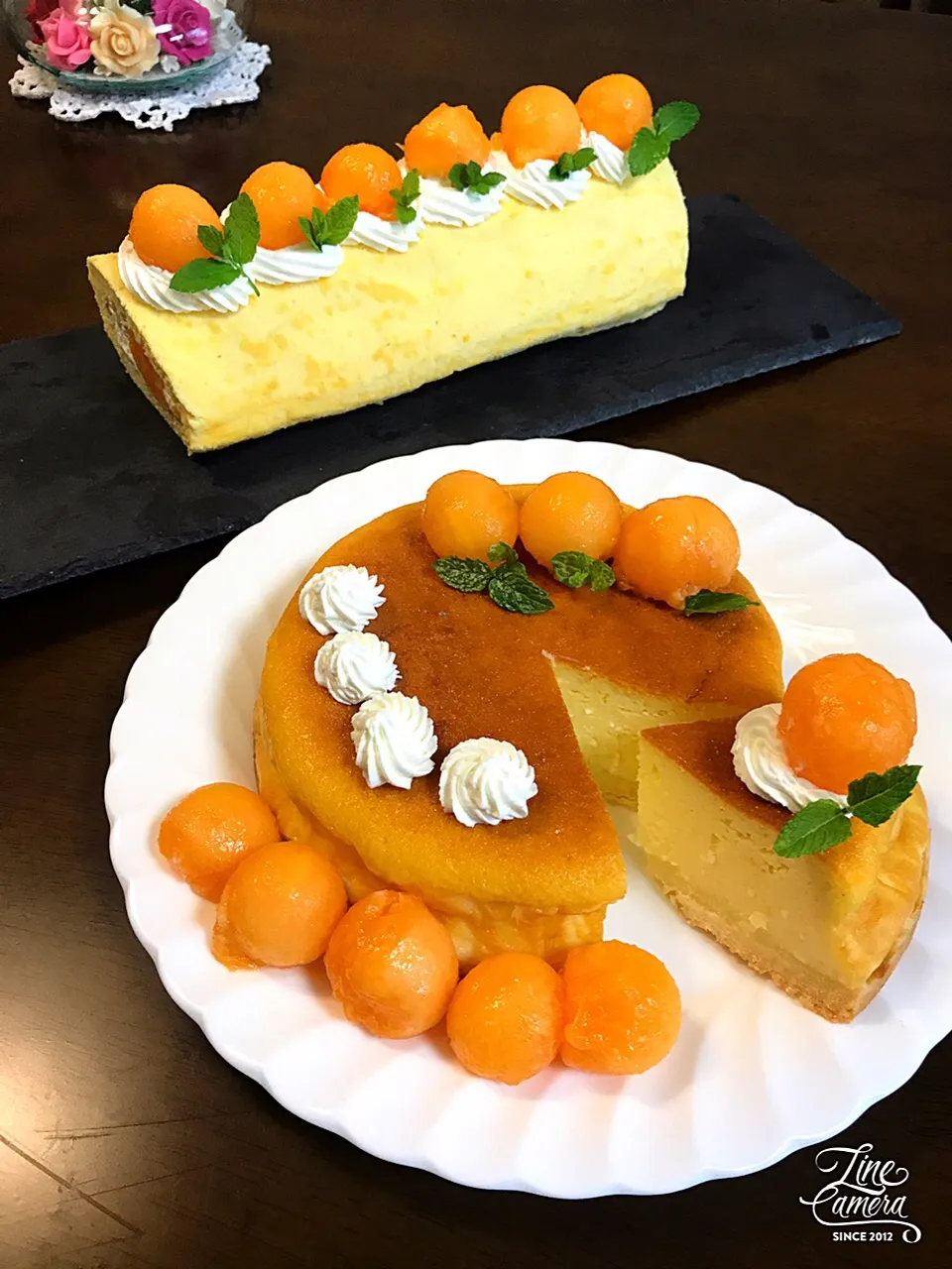 赤肉メロンのシフォンロールとメロン🍈チーズケーキ🍰#Rizmuさんの料理 #シフォンロールケーキ✨
ロールケーキ後ろになってしまった💦|とんちんさん