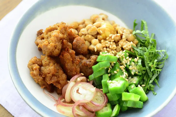 揚げ大豆のお肉と納豆の混ぜ混ぜサラダ|マルコメ キッチンさん