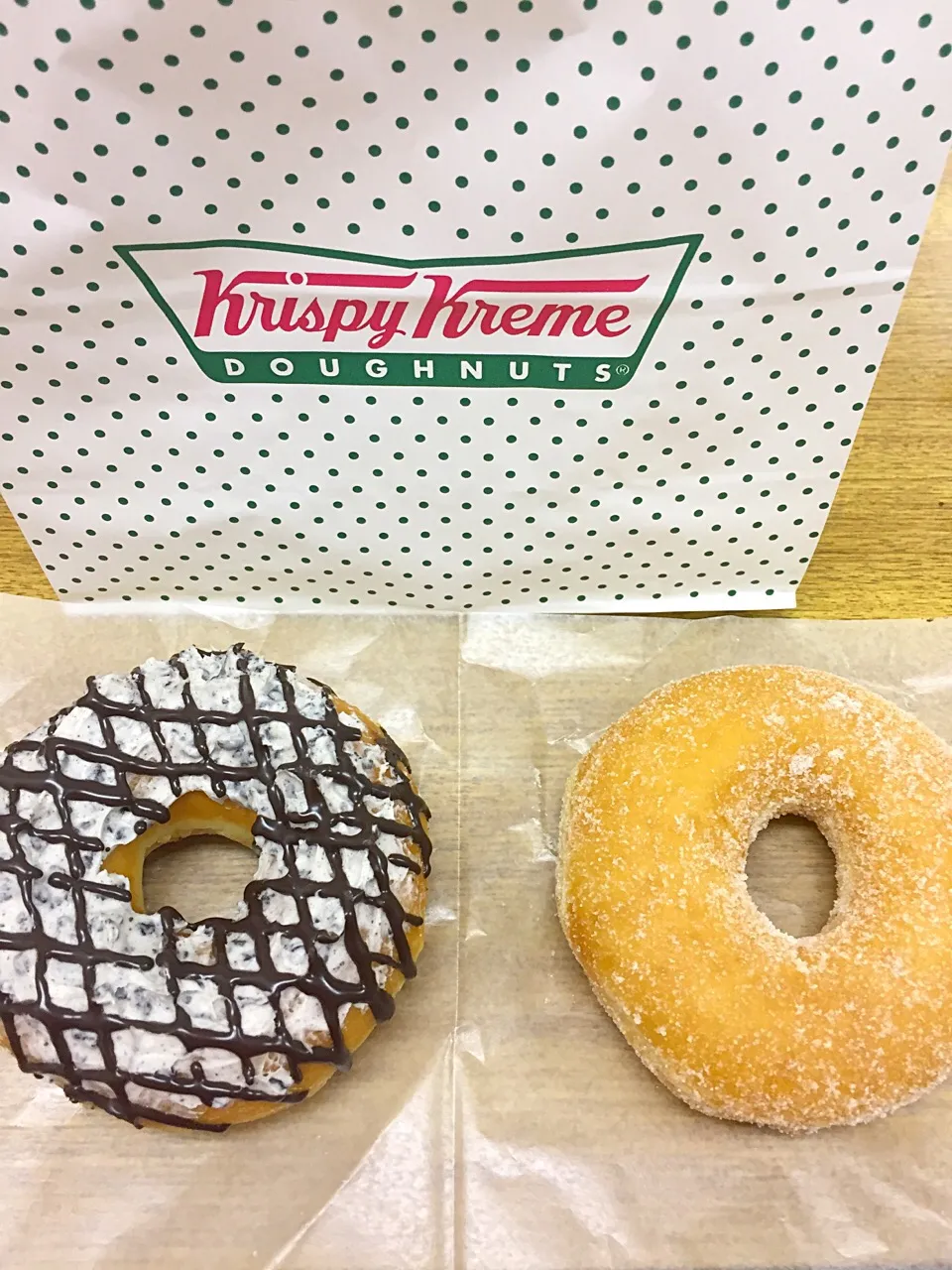 Snapdishの料理写真:クッキーバニラ
バターシュガー
#クリスピークリームドーナツ🍩|himeさん