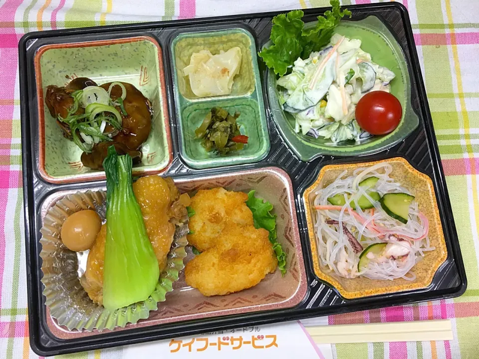 うずらと青梗菜入り手羽先の甘酢煮 日替わり弁当 豊川市宅配|Naokazu Kuritaさん