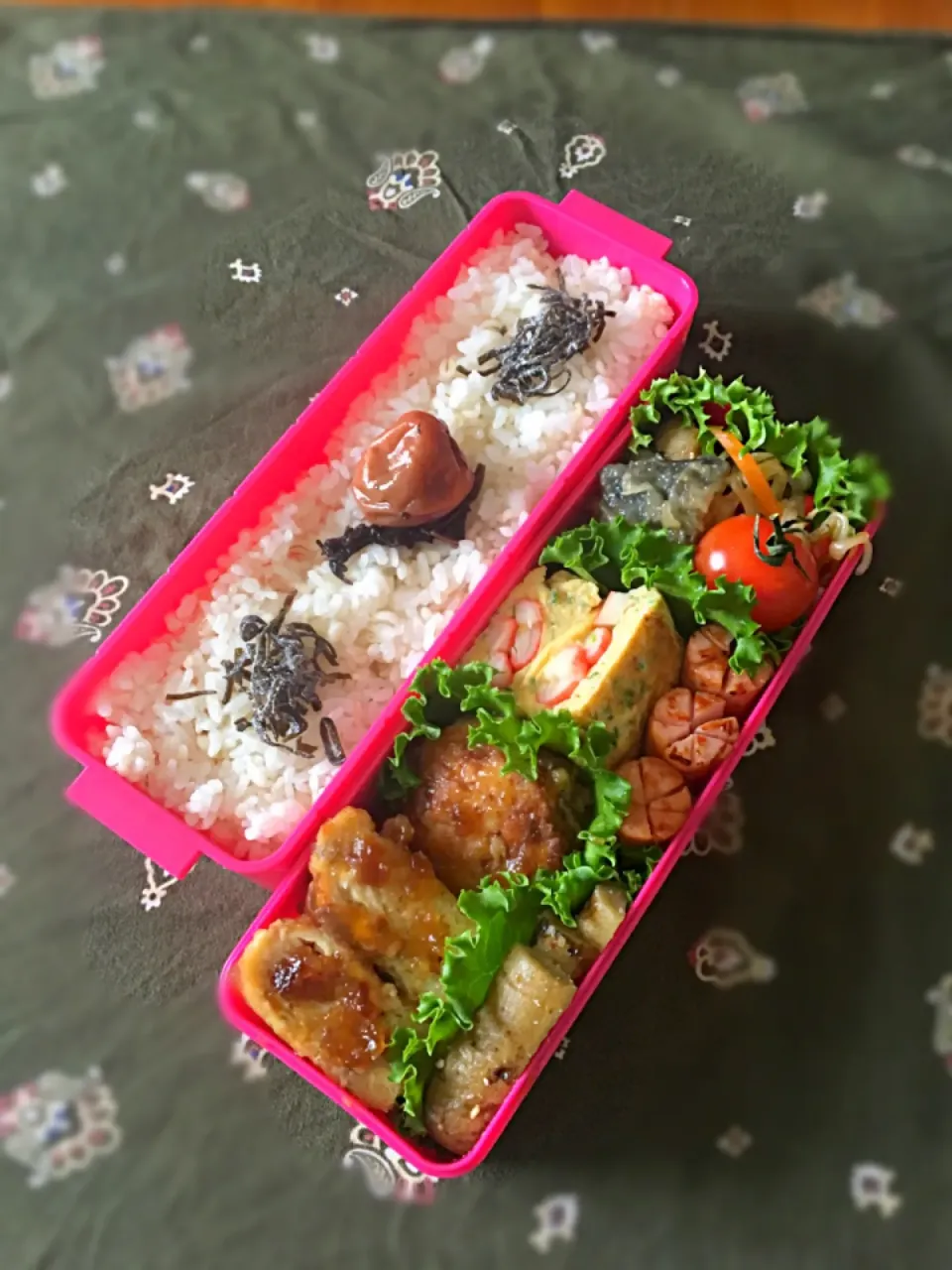 本日の旦那おべん

#お弁当 #お弁当の記録 #旦那弁当 #お昼ごはん #サラメシ|saosaoさん