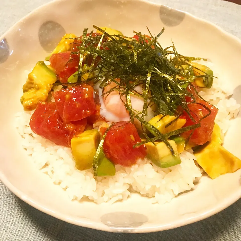 まぐろアボカド丼♡|まゆかさん