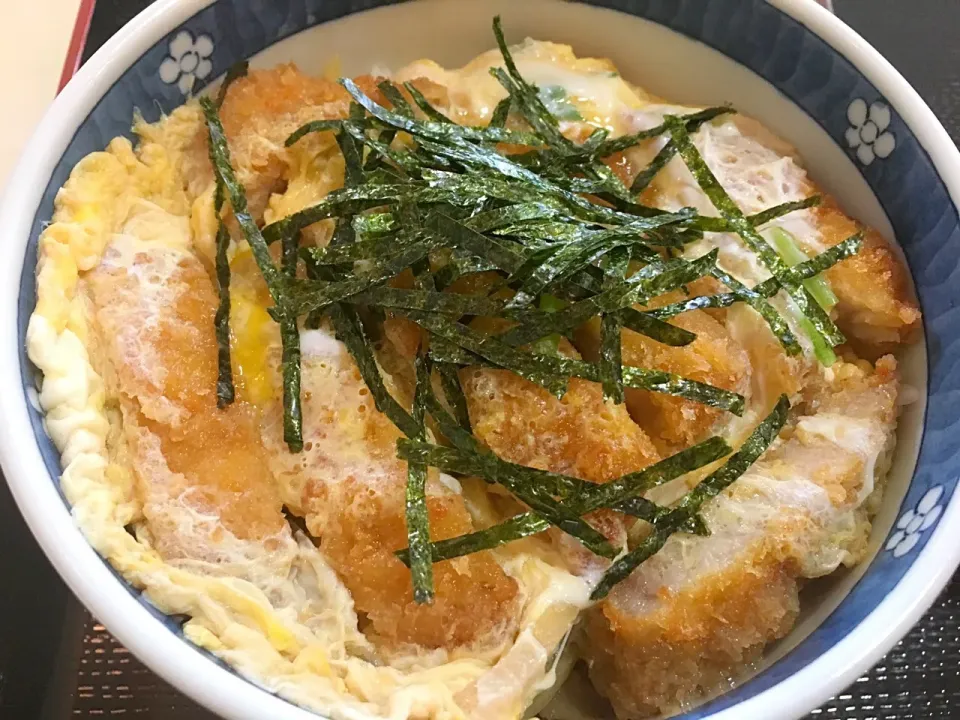 稚内へ行きがてらにカツ丼食す|フージさん