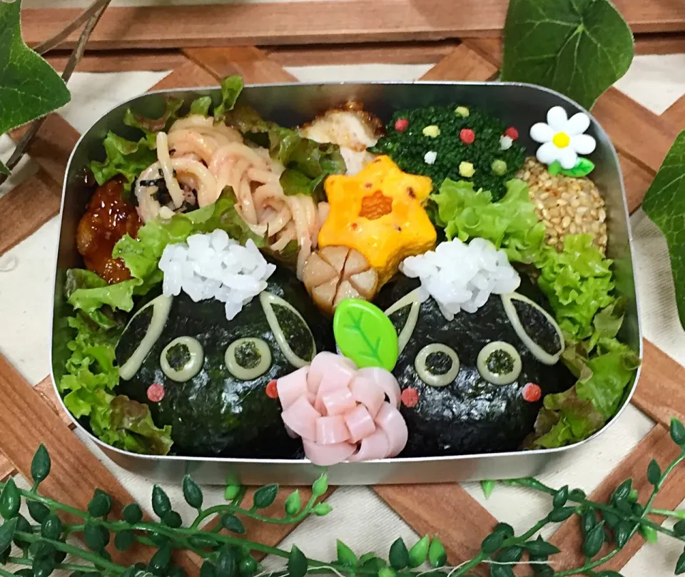 ひつじのショーン風おむすび弁当|tsumuchiさん