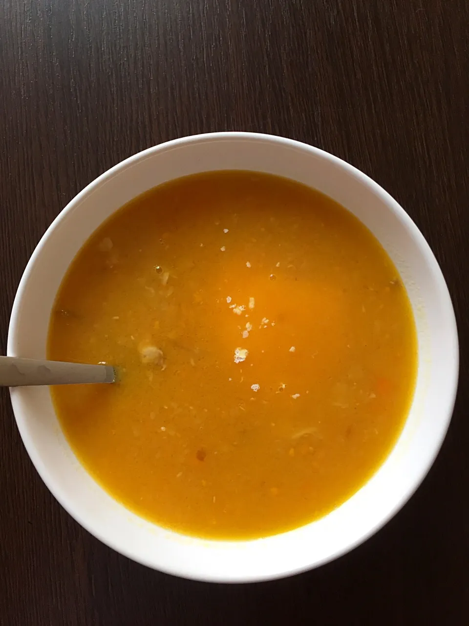 Batátová a mrkvová polévka s červenou čočkou a lžící bílého jogurtu (základ kuřecí vývar) #sweetpotato #soup #carrot #lentils #joghurt|LucieFoodさん