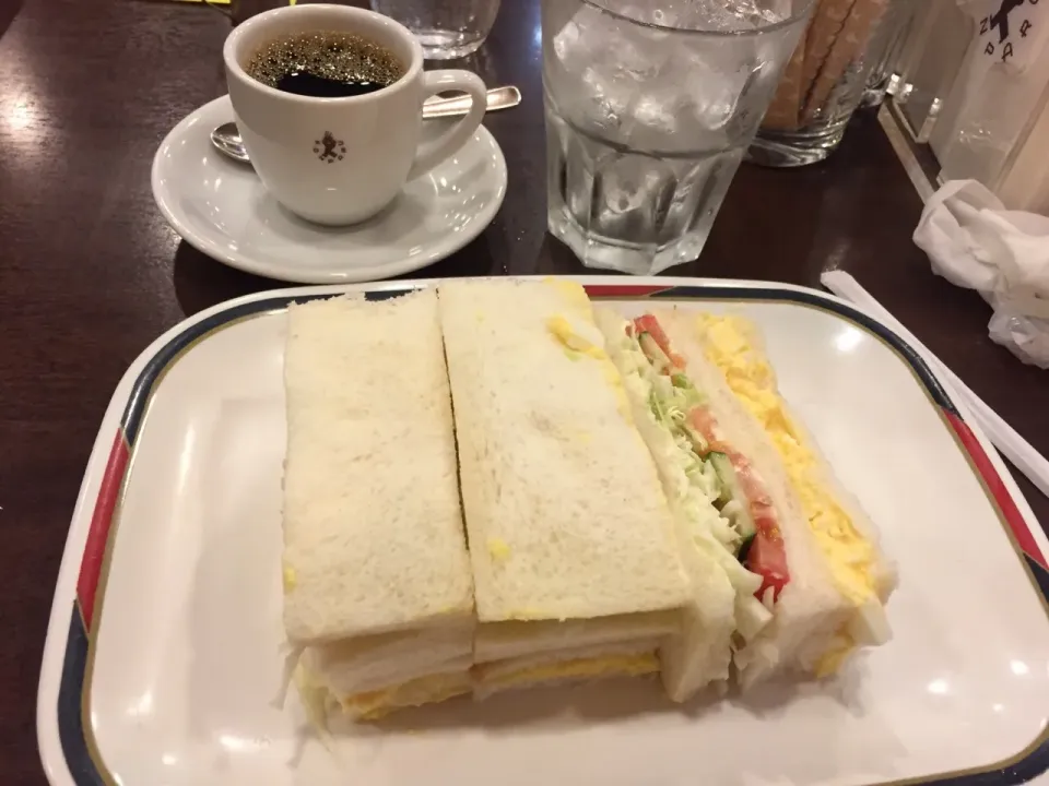 コンパルの野菜たまごサンドとアイスコーヒー|nakko7777さん