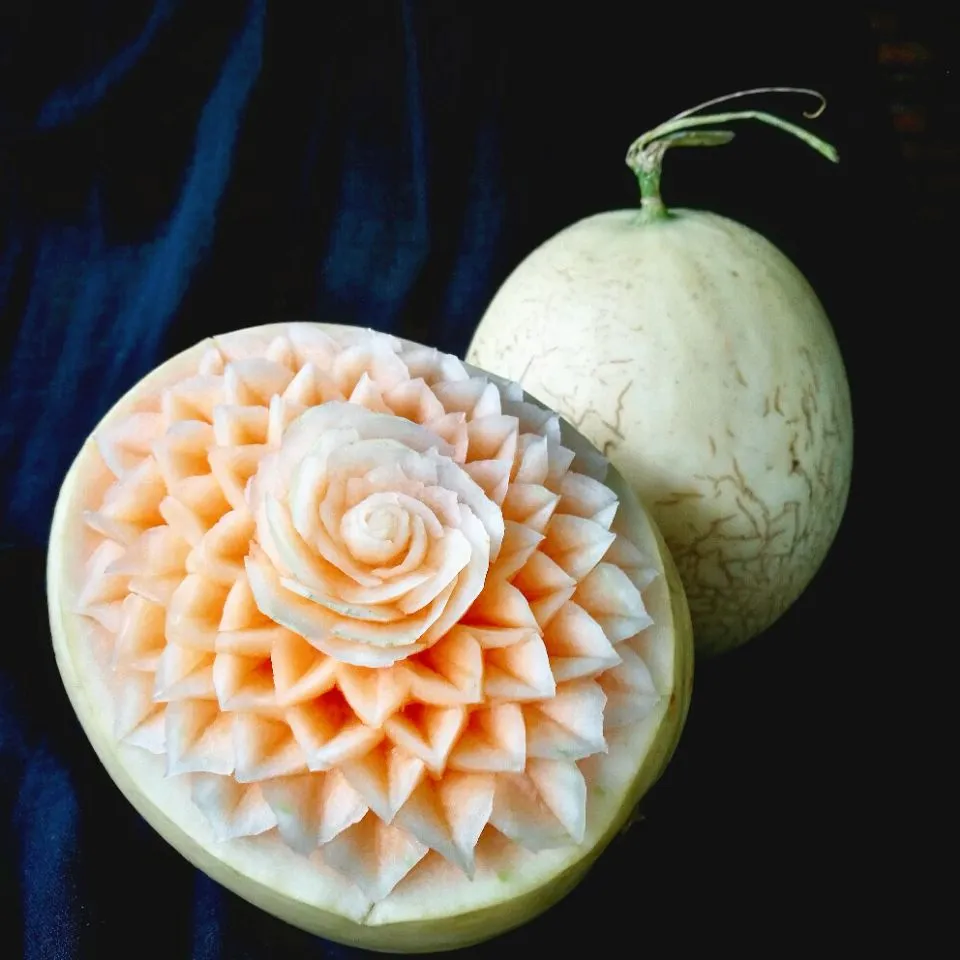 Snapdishの料理写真:my fruit carving #eatinthai|Eat in Thaiさん