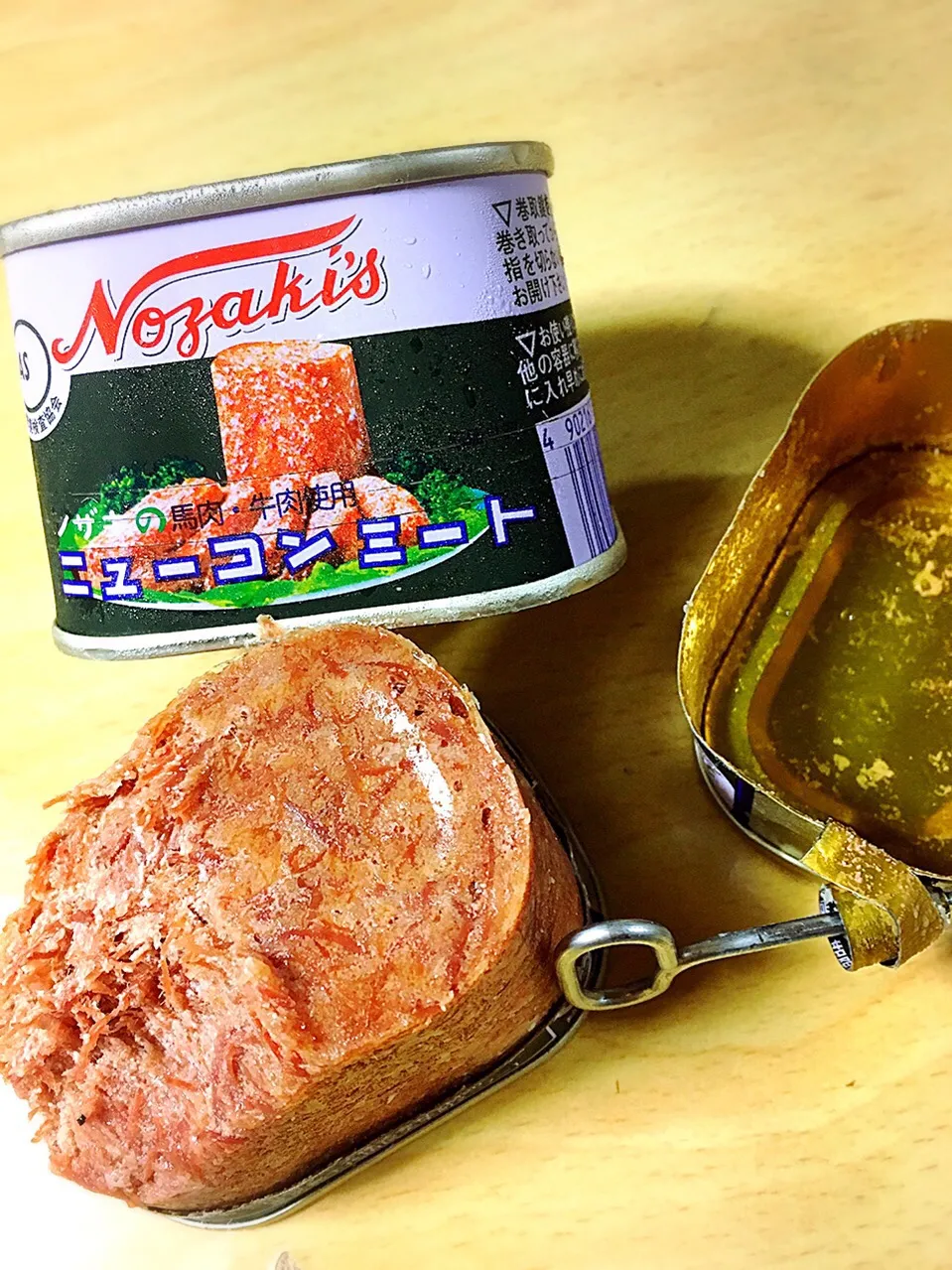 ノザキのコンビーフならぬノザキの牛肉と馬肉入りのニューコンミートを…炒めて良し、煮て良し👍でも、そのままの丸かじりがイチバン‼️|島田勝行さん