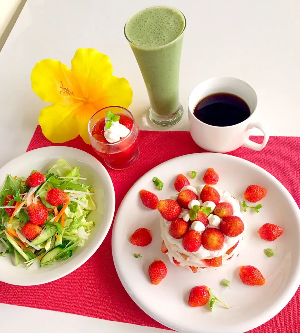 朝ごはんは勝負飯( ◠‿◠ )
いちご🍓🍓🍓尽くし笑笑GOOD💖✌️
いちごサンドケーキ風🎂🍓🎵
いちごゼリー🍓🎵
いちご乗っけサラダ🍓🥗🎵
大豊作のいちごちゃん🍓🍓🍓✌️
有難や🙏有難や🤗🍓🍓🎵|はみちゃんさん