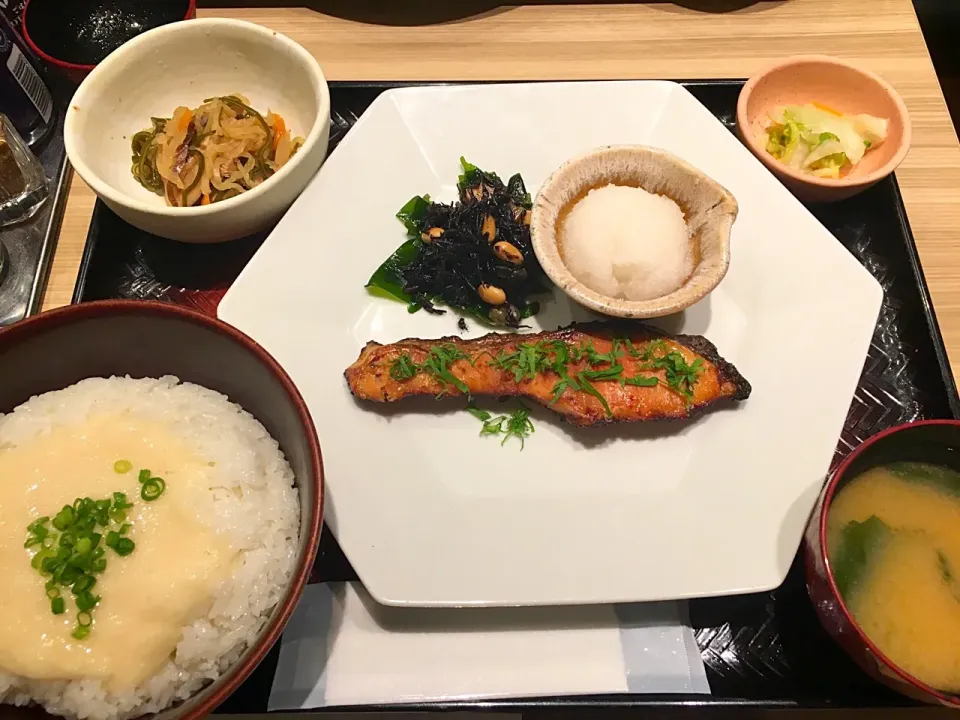 Snapdishの料理写真:大戸屋で昼飯|フージさん