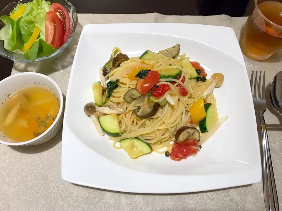 夏野菜のパスタ|お豆さん