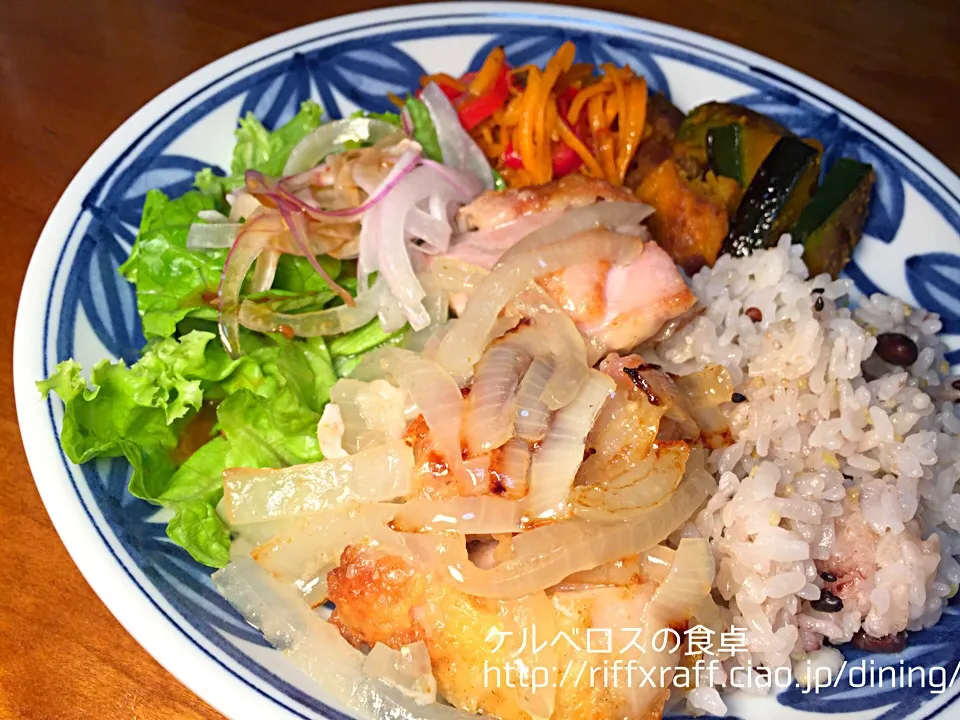 Snapdishの料理写真:鳥もも肉のグリルでワンプレート晩ご飯|門乃ケルコさん