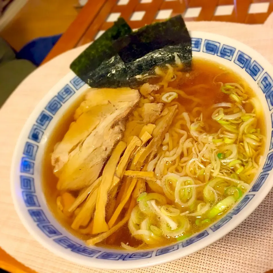 琴平荘in自宅

#琴平荘 #宅麺 #お取り寄せ|たつやん。さん