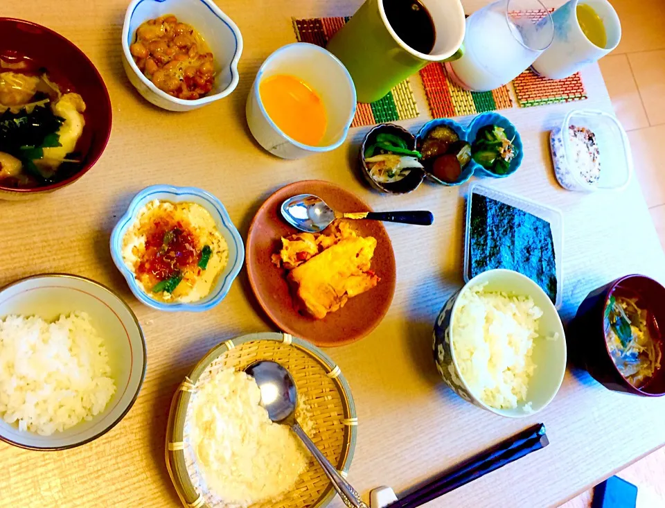 朝ごはん
卵2個で中華スープ、卵かけ、オムレツ
手作り豆腐|じゅんこさん