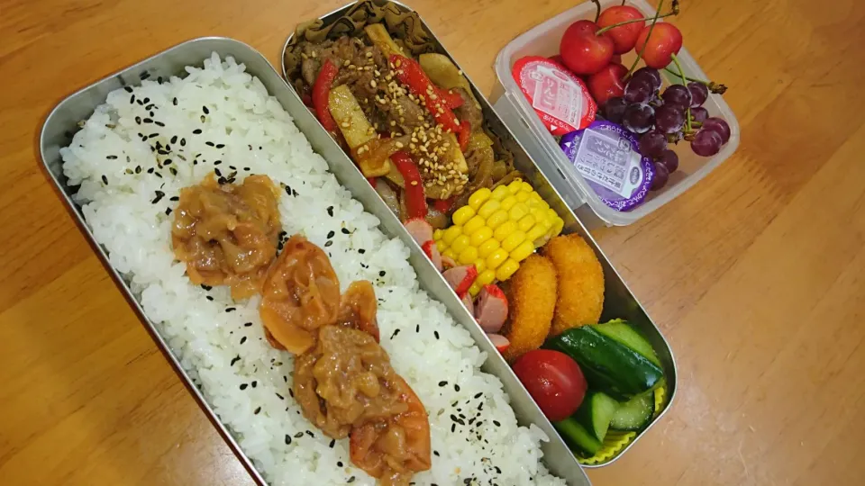 6月3日焼き肉ときゅうりのあっさり漬け弁当|あけみさん