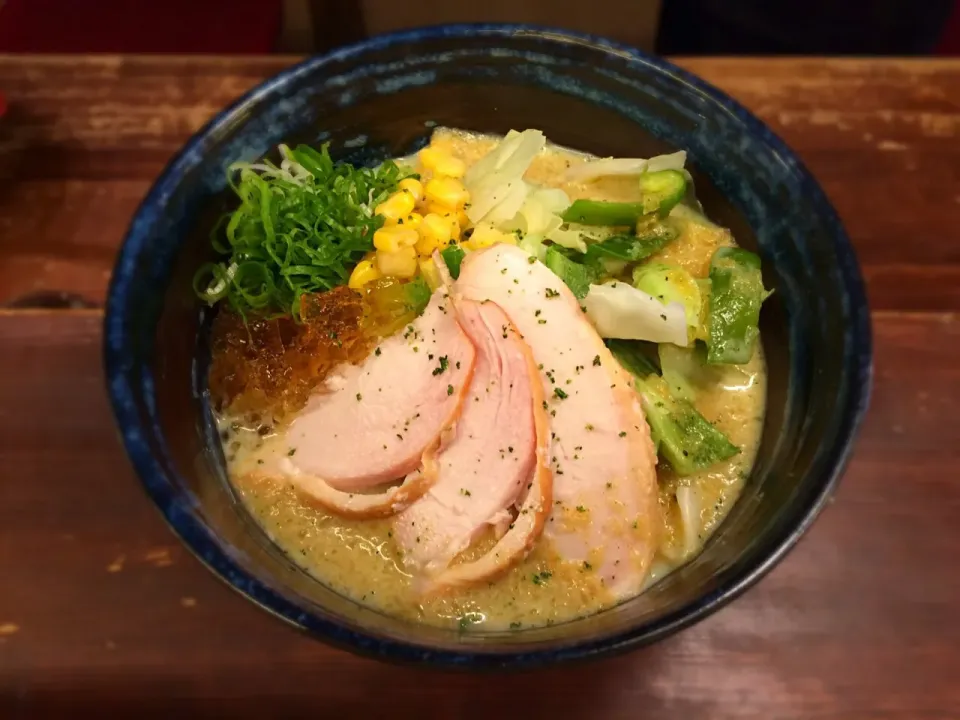 スモークチキンの豆乳カレーそうめん|半田手延べそうめんの店 阿波や壱兆さん