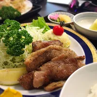 Snapdishの料理写真:和牛カルビ定食|K.Sawaiさん