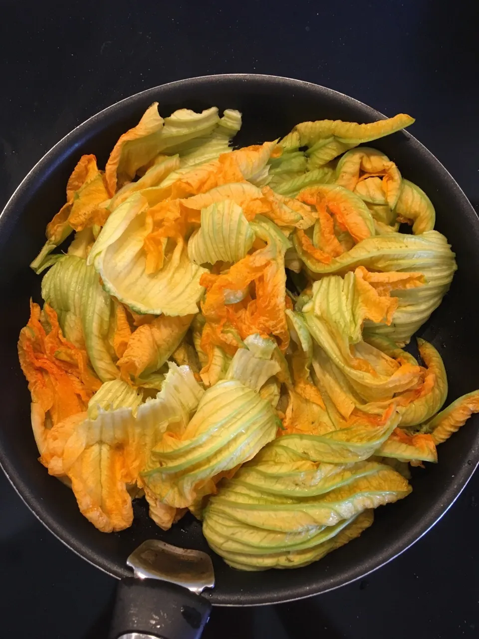 Courgettes flowers#|monica domeniconiさん