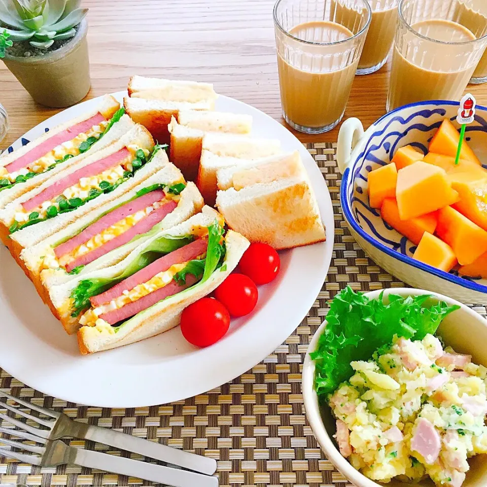 野菜とたまごとハムのホットサンド|ミントママさん