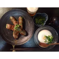 Snapdishの料理写真:ピーマンとチーズの肉巻き、奴さん、めかぶ|maruruさん