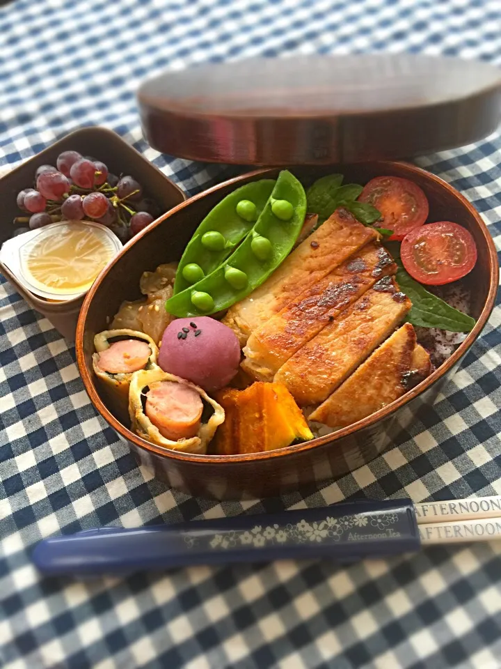 Snapdishの料理写真:豚の味噌焼き弁当|NOWAさん