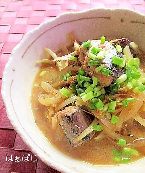 はぁぽじさんの缶詰で簡単♪鯖と玉ねぎの味噌煮 #楽天レシピ|楽天レシピさん