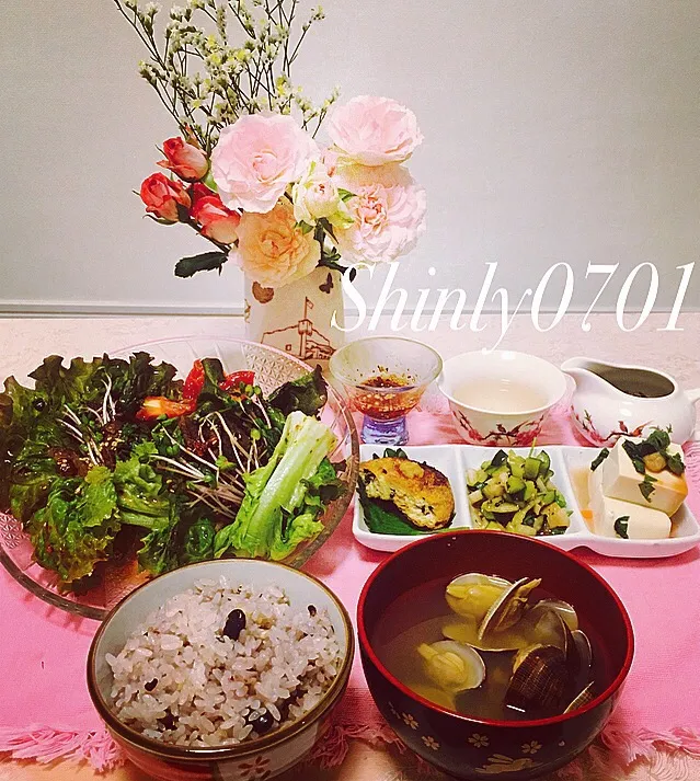 Snapdishの料理写真:野菜たっぷり焼肉定食風😋🍴✨おうちごはん❤️
和の前菜とともに✨
#うちごはん 
#美容 
#栄養たっぷり 
#手作り 
#健康 
#栄養 
#無添加 
#牛肉 
#野菜たっぷり 
#おいしい 
#簡単 
#メキシコ|Shinly0701さん