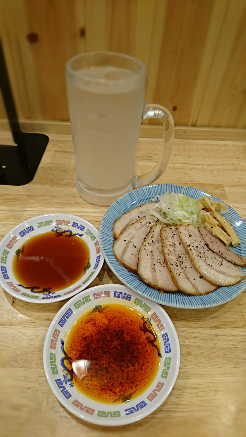 Snapdishの料理写真:レモンサワー肉|よちやまさん