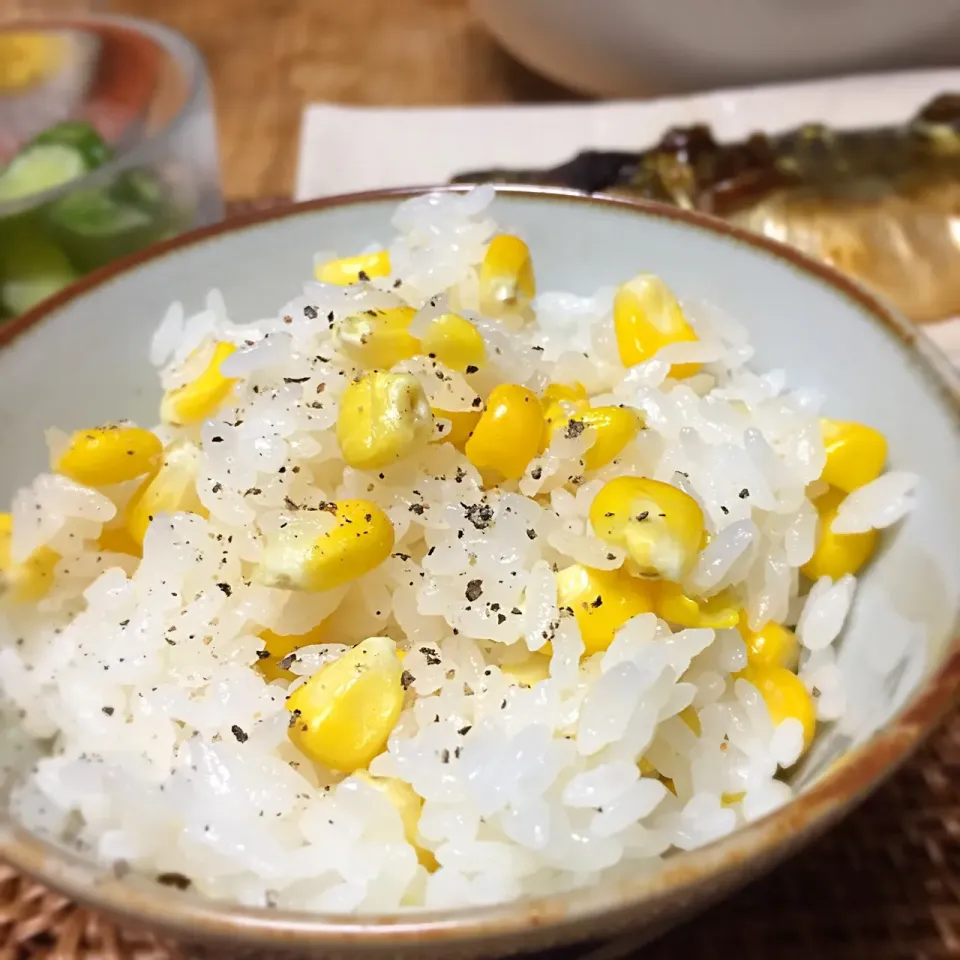 Snapdishの料理写真:トウモロコシご飯|Naoさん