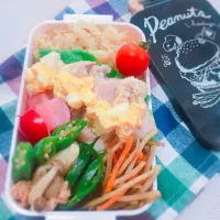 ＊鶏ハムどーんと弁当＊
#お弁当 #手作り弁当 #鶏肉料理 #夏野菜|sa12aiさん