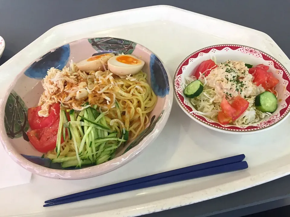 棒々鶏冷麺ごまマヨネーズだれ、ツナとトマトサラダ|Tadahiko Watanabeさん