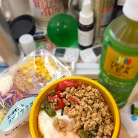 Snapdishの料理写真:ガパオライス|Lunchさん