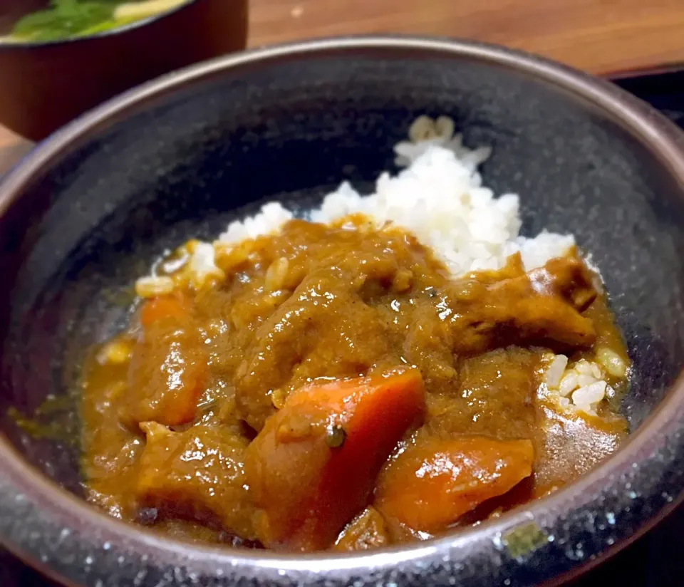 単身赴任の晩ごはん🌛🌠
食欲あっておかわりだよ～٩( ᐛ )و
3日目のカレー🍛|ぽんたさん