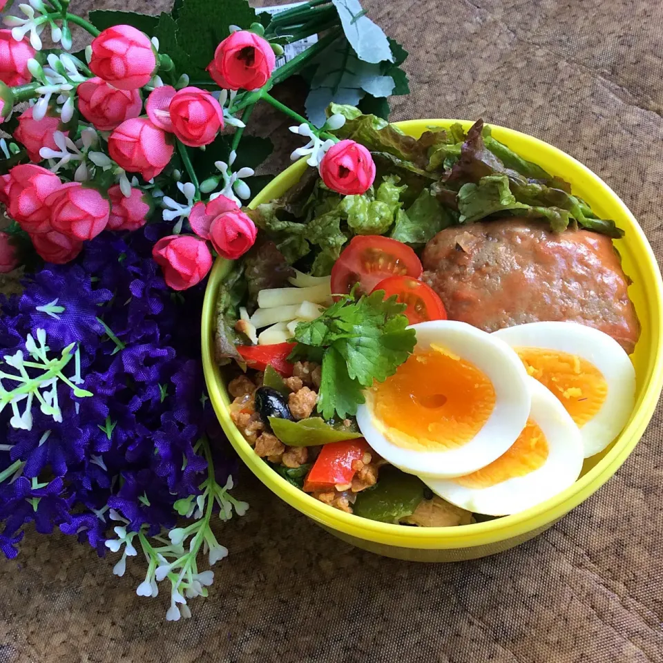 ロコモコ丼弁当🍱♬|夢ーテルさん