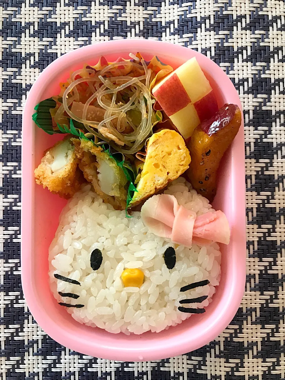 #お弁当#おうちごはん #娘弁当#キャラ弁#キティーちゃん|さやかさん