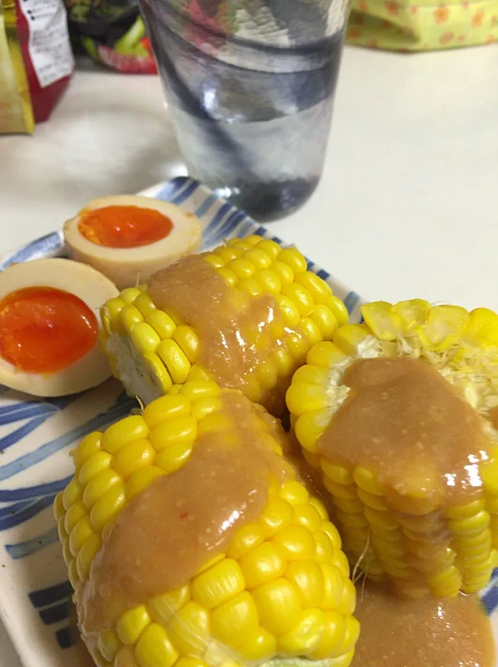 簡単アテ
とり野菜みその味噌玉と味噌とうもろこし|Yuuki🍷🍶🍻さん