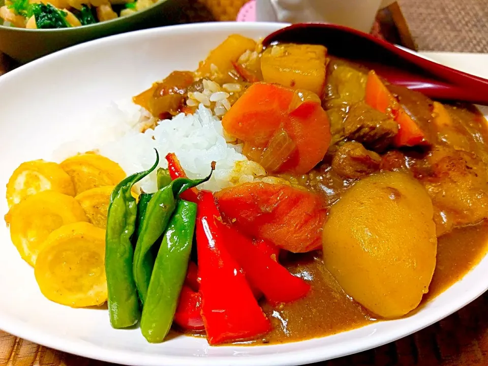 鶏肉とゴロゴロ野菜カレー|vege食堂さん