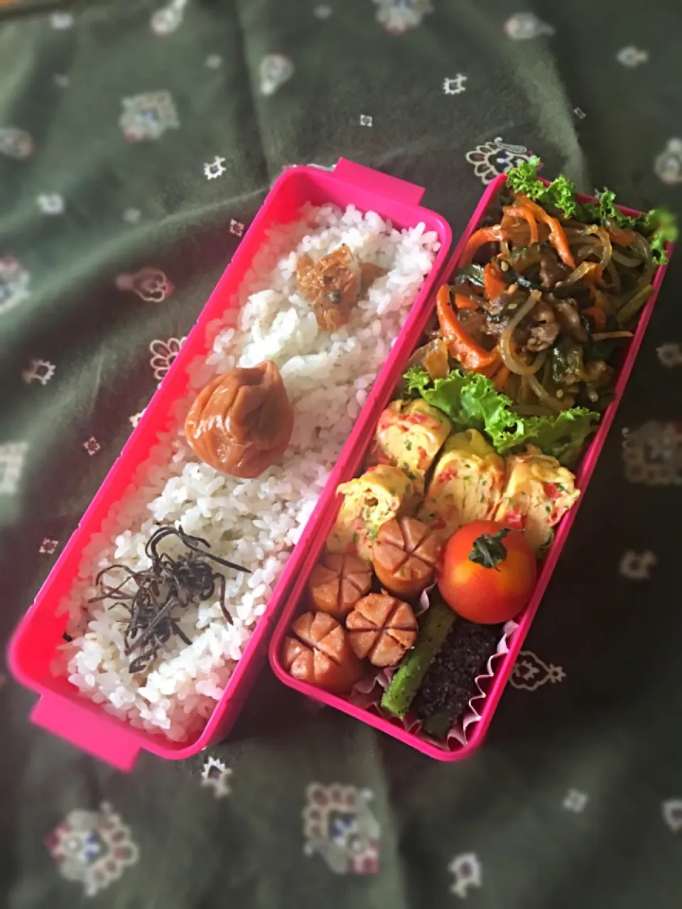 今日の旦那おべん

#旦那弁当 #お弁当の記録 #お弁当 
#お昼ごはん #サラメシ|saosaoさん