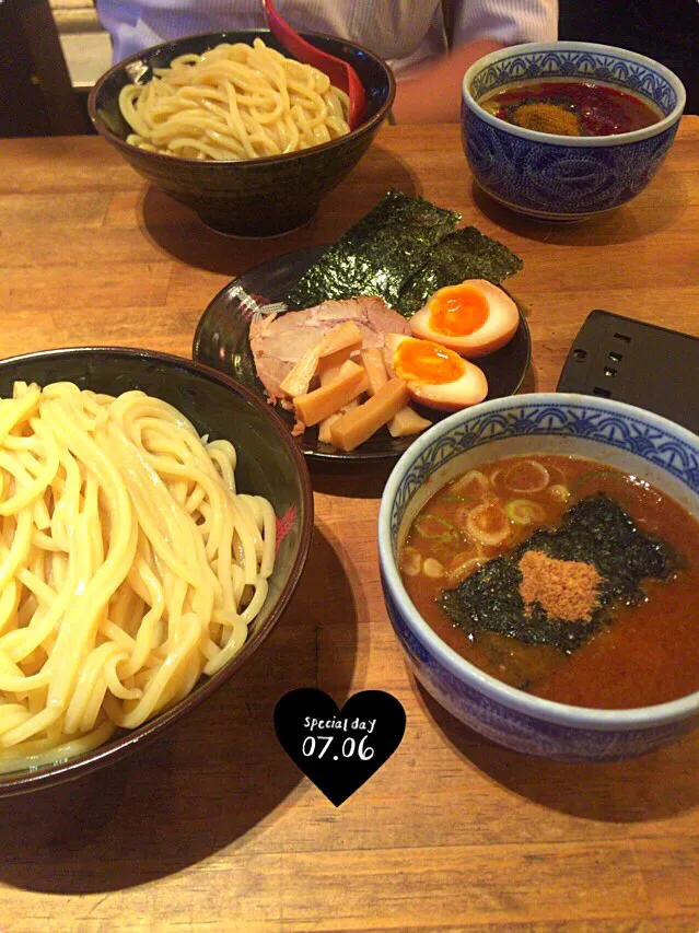 ★☆お出かけディナー☆★三田製麺の激辛（中盛）‼️灼熱つけ麺&三田盛りつけ麺‼️（中盛）|さとみさん