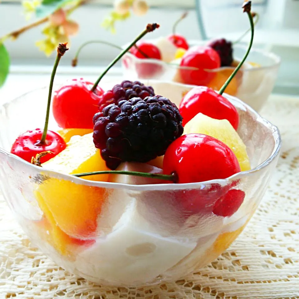 Milk agar with fruits 🍒 牛乳かん とフルーツ #おうちカフェ #手作りおやつ|まめさん